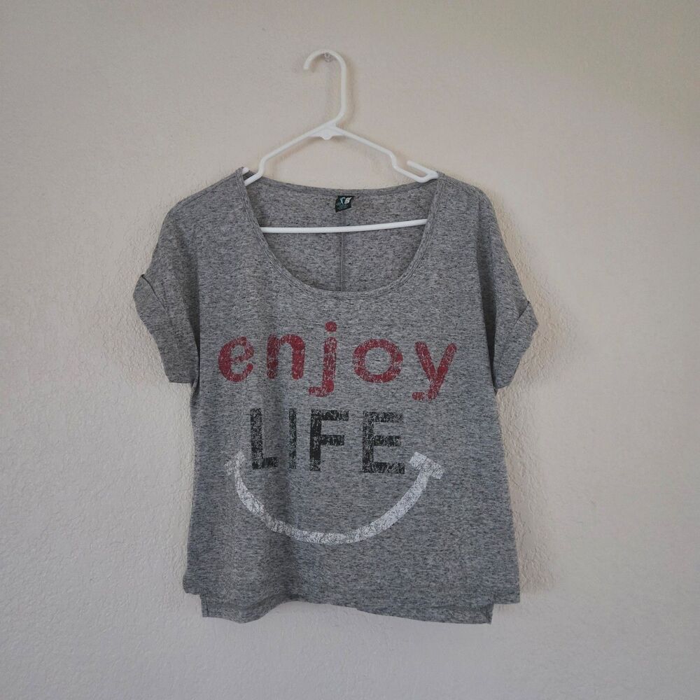 Women's Weavers Gray "Enjoy Life" Graphic T-Shirt Size Medium